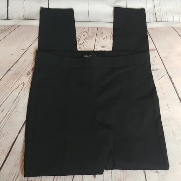 Blank NYC Pull On Cropped Pants Black Size 30 - Picture 1 of 5